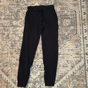 LULULEMON ALIGN JOGGERS size 2 perfect condition